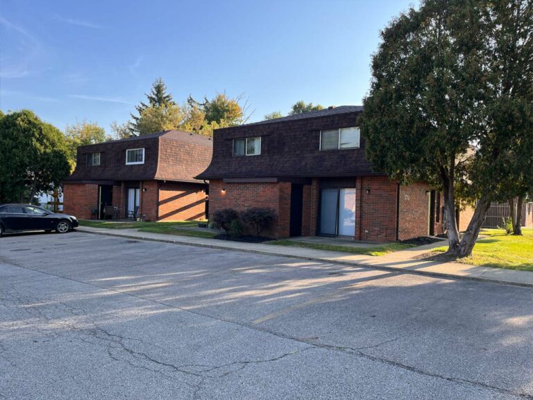 Jennings Avenue Apartments - property exterior