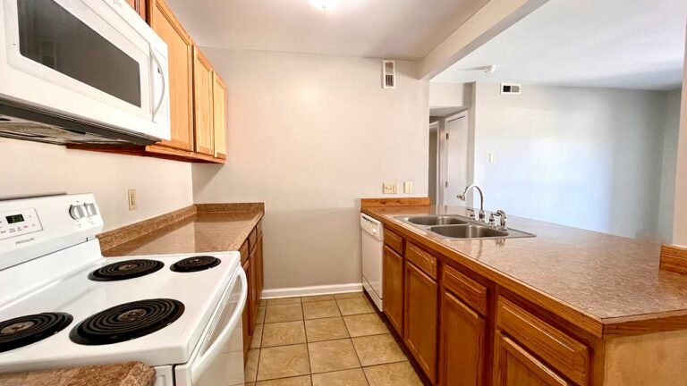 Pine Bridge Apartments - apartment interior kitchen