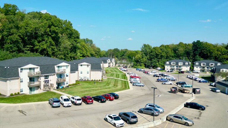 Pine Bridge Apartments - aerial view of the property